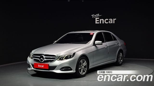 Mercedes-Benz Klasa E W212 E220 CDI Avantgarde